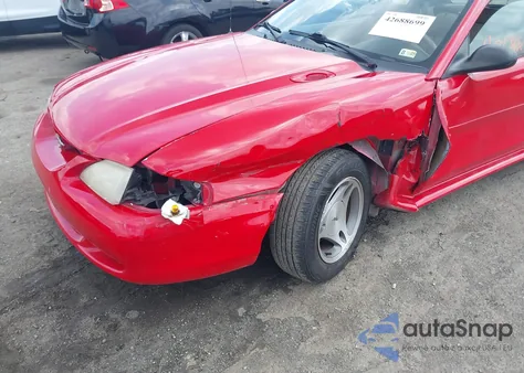 1998 Ford Mustang из США, поврежденный, VIN 1FAFP4045WF121585